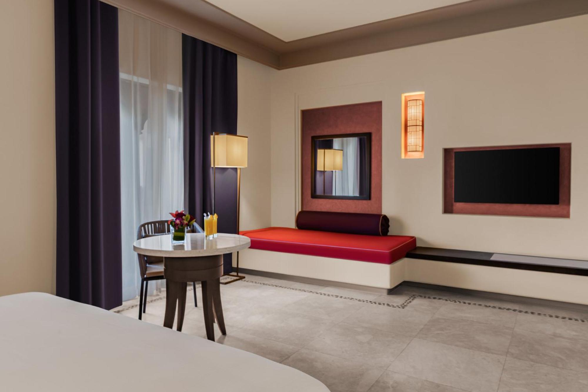 Spaziosa Camera Familiare Ocean – Letto King-Size e Accesso Aqua Park